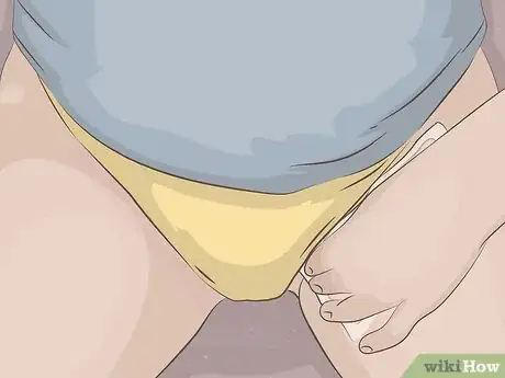 Imagen titulada Use Veet on Your Bikini Area Step 19