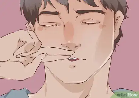 Imagen titulada Teach Someone to Kiss Step 1