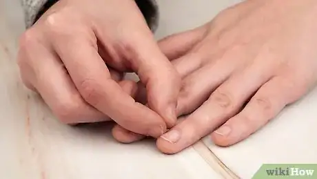 Imagen titulada Keep Your Nails Healthy Step 12