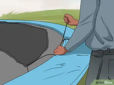 Imagen titulada Set up a Trampoline Step 11