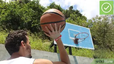 Imagen titulada Always Make Your Layups in Basketball Step 1