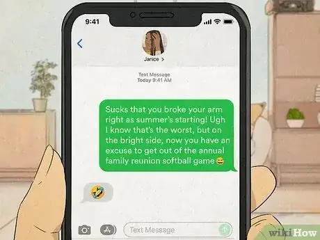 Imagen titulada Make a Girl Laugh Really Hard Over Text Step 8