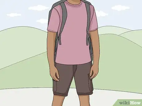 Imagen titulada Dress for Hiking Step 7