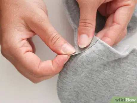 Imagen titulada Repair an Underwire Bra Step 9