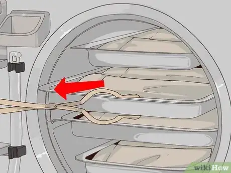 Imagen titulada Sterilize Medical Instruments Step 13