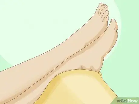 Imagen titulada Treat a Sore Toe Step 5
