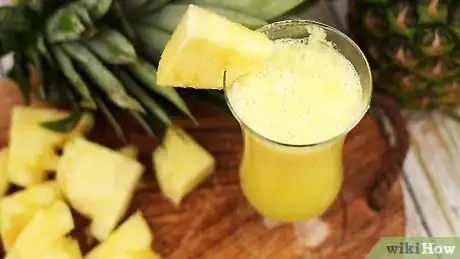 Imagen titulada Make Pineapple Juice Step 17