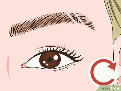 Imagen titulada Create Eyebrow Slits Step 7.jpeg