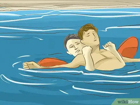Imagen titulada Save an Active Drowning Victim Step 15