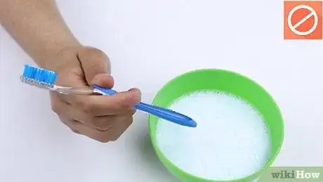Imagen titulada Clean Toothbrushes Step 3
