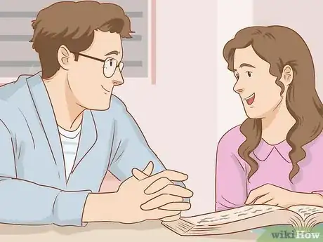 Imagen titulada How Do Nerdy Guys Flirt Step 5