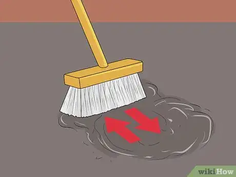 Imagen titulada Clean Up Oil Spills Step 10