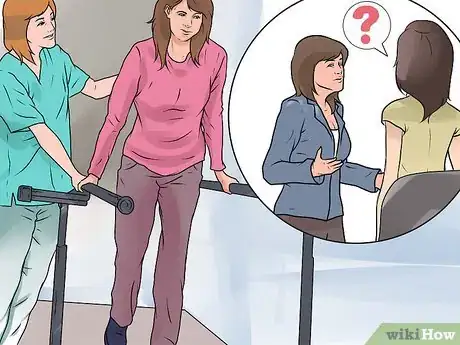 Imagen titulada Walk on Crutches Step 6