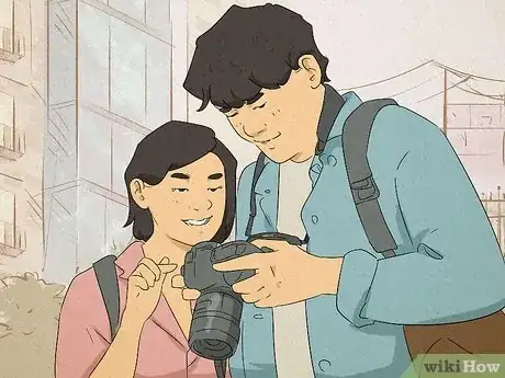Imagen titulada Start a Deep Conversation with Your Crush Step 7