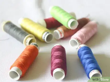 Imagen titulada Choose Sewing Thread Step 1