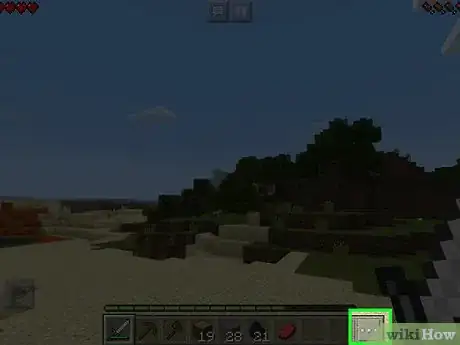 Imagen titulada Eat in Minecraft PE Step 9