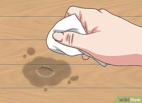 Imagen titulada Remove a Dent from Wood Step 2