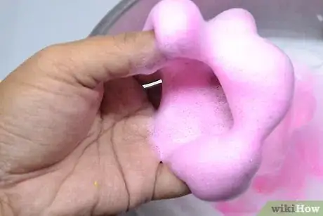 Imagen titulada Make Slime with Soap Step 4