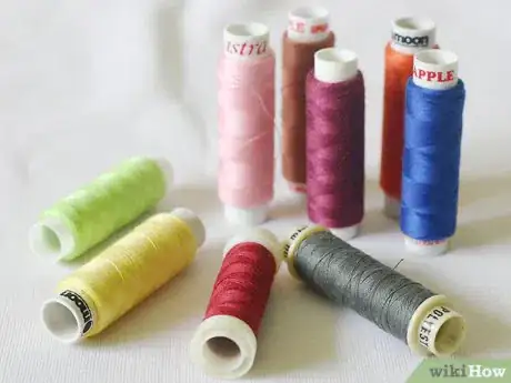 Imagen titulada Choose Sewing Thread Step 2