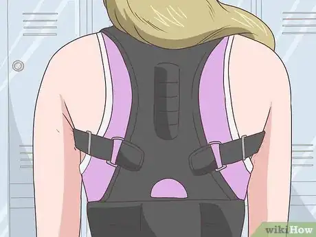 Imagen titulada Treat Winged Scapula Step 5