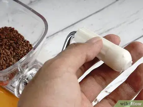 Imagen titulada Make Flaxseed Oil Step 3