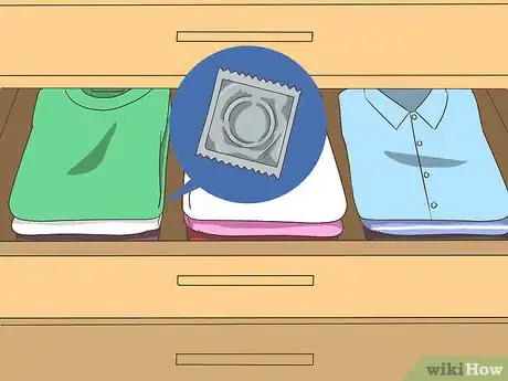 Imagen titulada Store Condoms Step 9