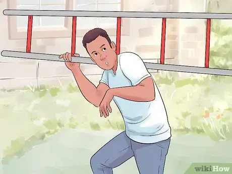 Imagen titulada Sneak Out of Your Second Story Window Step 1