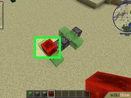 Imagen titulada Make a Simple Flying Machine in Minecraft Step 9