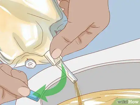 Imagen titulada Empty a Catheter Bag Step 7