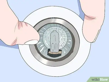 Imagen titulada Change a Lightbulb in a Recessed Light Step 12