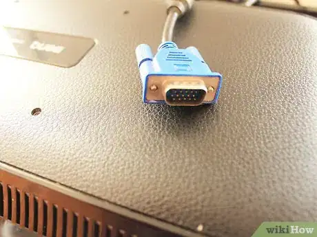 Imagen titulada Connect Cables and Components to a Flat Screen Tv Step 1