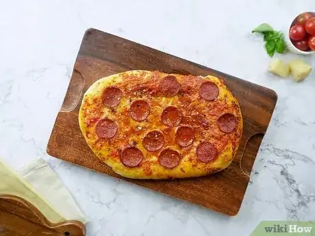 Imagen titulada Make Pepperoni Pizza Step 19