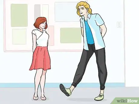 Imagen titulada Hug a Girl Who Is Shorter Than You Step 1