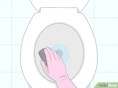 Imagen titulada Use a Pumice Stone Step 13