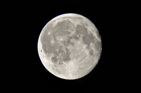 Imagen titulada A mini guide to our wonderful Moon