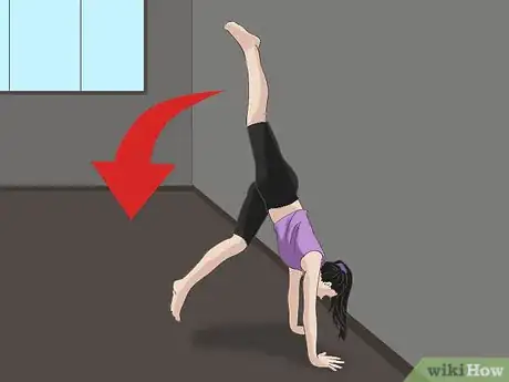 Imagen titulada Do Gymnastics Tricks Step 17