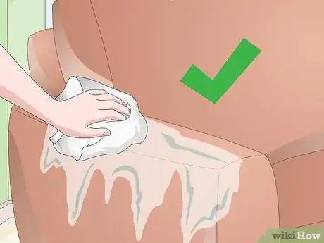 Imagen titulada Dye a Leather Couch Step 4