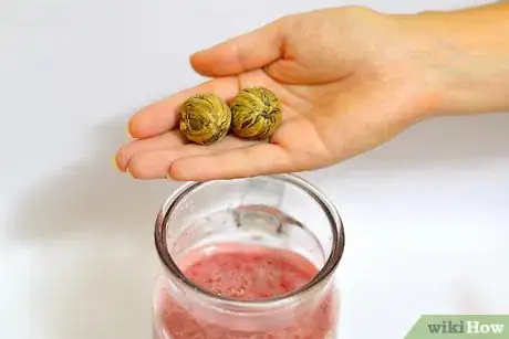 Imagen titulada Make Strawberry Wine Step 18