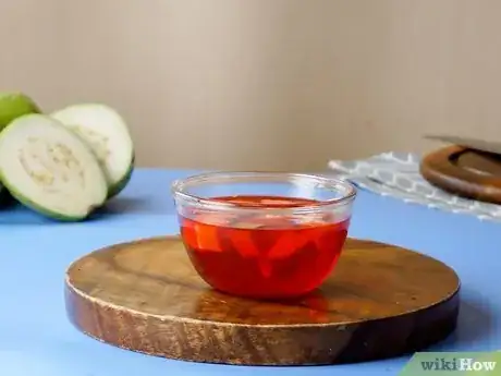 Imagen titulada Eat Guava Step 11