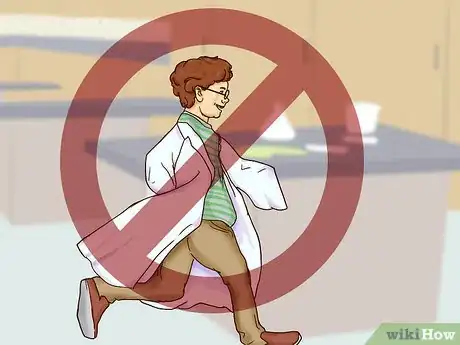 Imagen titulada Behave in a School Science Lab Step 7