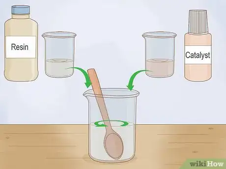 Imagen titulada Make Resin Jewelry Step 10