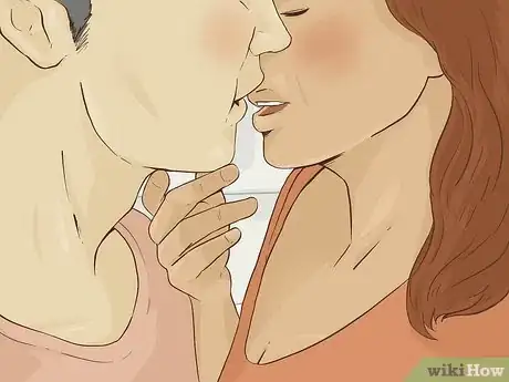Imagen titulada Turn a Guy On Step 4.jpeg