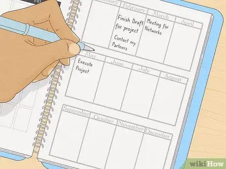 Imagen titulada Be a Successful Business Woman Step 10