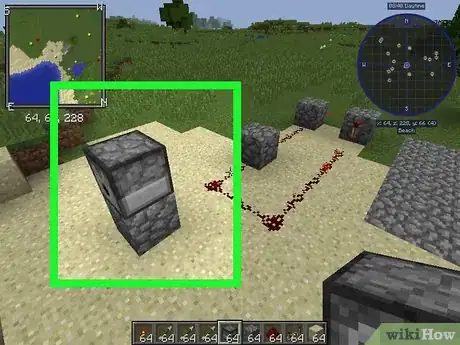 Imagen titulada Make a Redstone Dispenser Loop in Minecraft Step 4