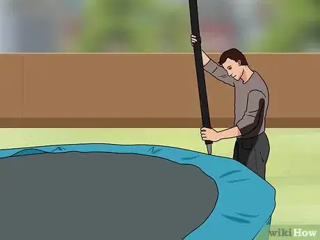 Imagen titulada Set up a Trampoline Step 12