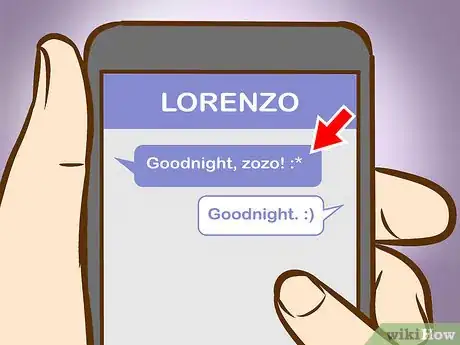 Imagen titulada Flirt with a Guy over Text Step 7