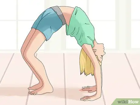 Imagen titulada Learn to Do a Front Walkover in 1 Day Step 7