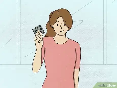 Imagen titulada Comfort a Pregnant Teen Friend Step 12