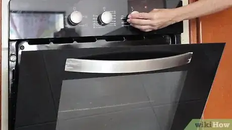 Imagen titulada Cut Vinyl Records Step 1