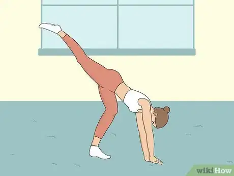 Imagen titulada Do a Gymnastics Handstand Step 3.jpeg